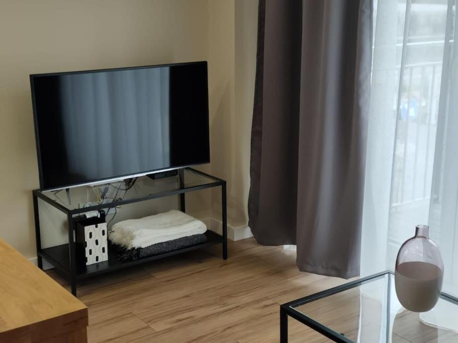 Piekny Apartament 3-Pokojowy Катовице Екстериор снимка